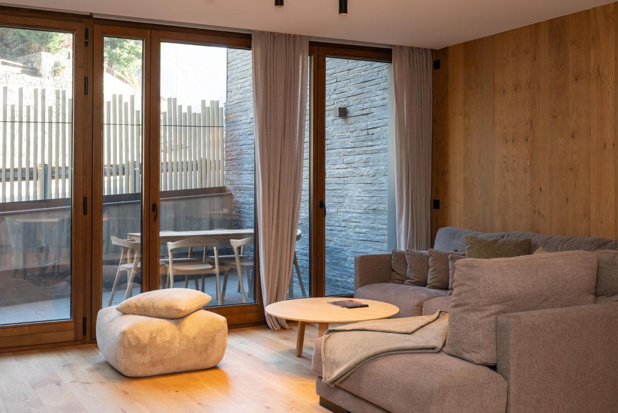 Isard Residences By Leo التارتر المظهر الخارجي الصورة